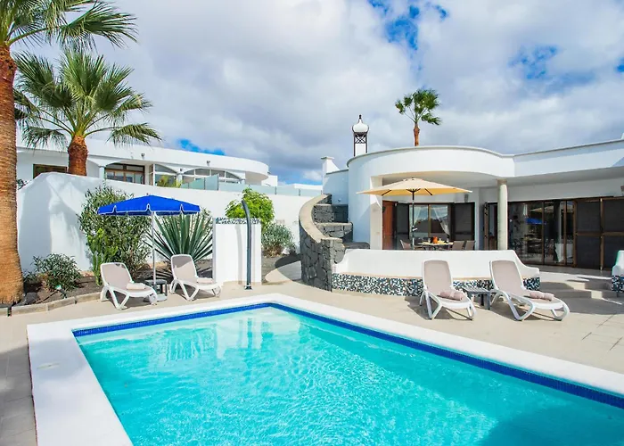 펜션 Gorgeous In Palmas Playa Blan With Private Swimming Pool, Be Inside Or Outside